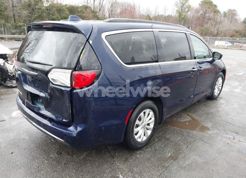 Photo 4 of 2019 Chrysler Pacifica TOURING PLUS (VIN 2C4RC1FG5KR576765)