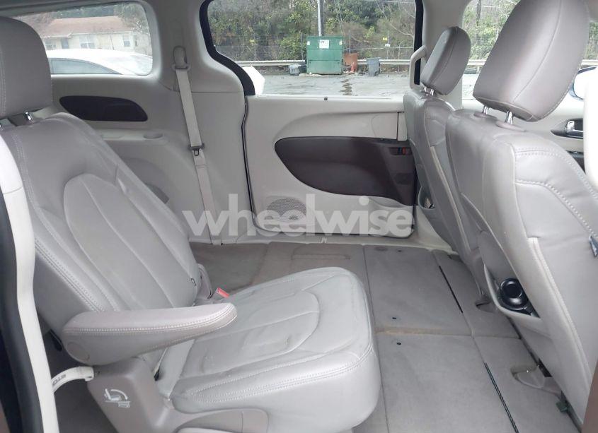 Photo 8 of 2019 Chrysler Pacifica TOURING PLUS (VIN 2C4RC1FG5KR576765)