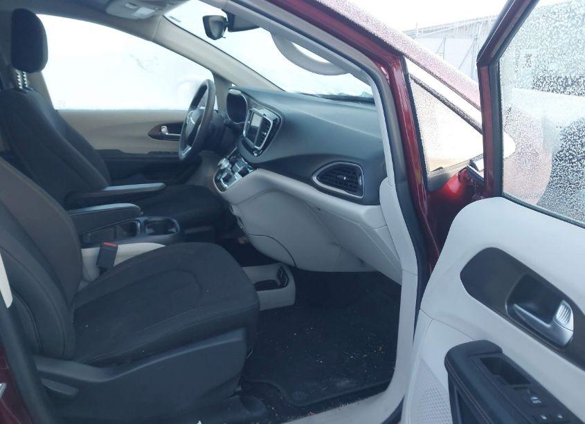 Photo 5 of 2018 Chrysler Pacifica TOURING PLUS (VIN 2C4RC1FG6JR315529)