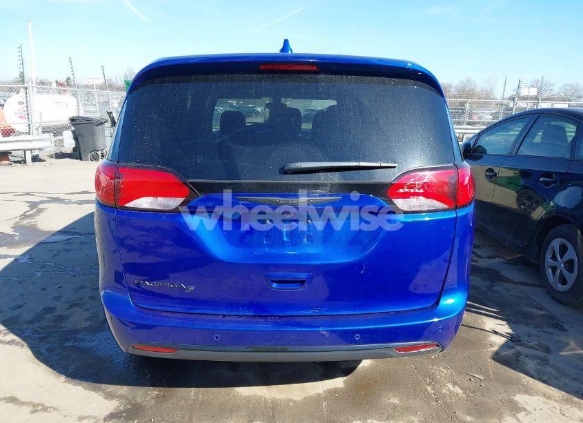 Photo 17 of 2019 Chrysler Pacifica TOURING PLUS (VIN 2C4RC1FG6KR567458)