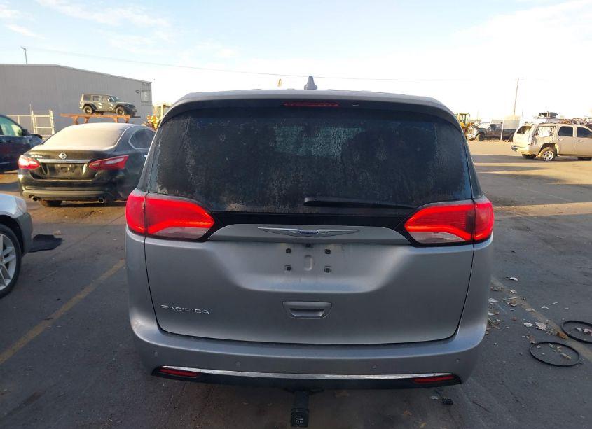 Photo 16 of 2019 Chrysler Pacifica TOURING PLUS (VIN 2C4RC1FG6KR613824)