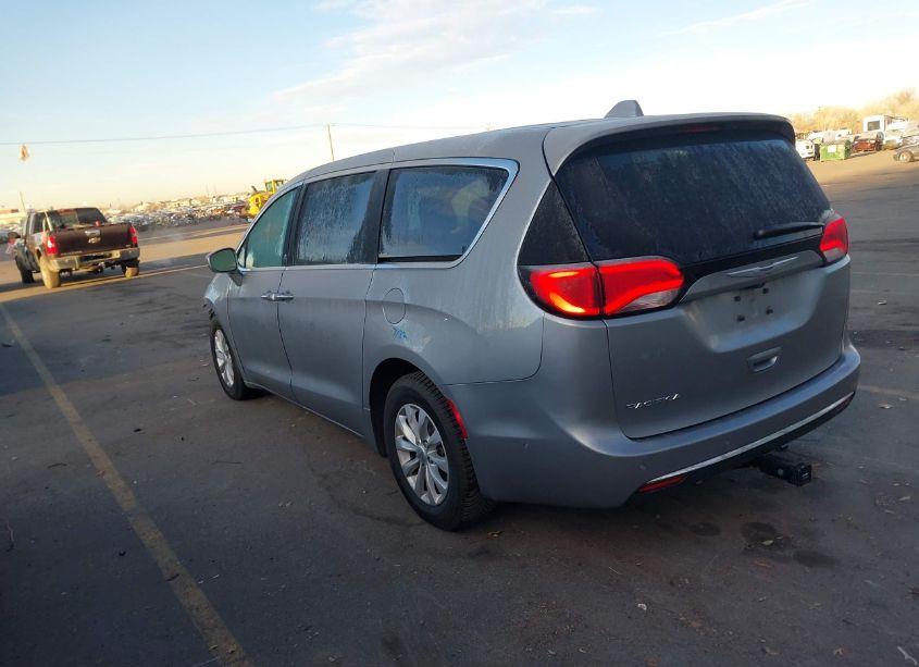 Photo 3 of 2019 Chrysler Pacifica TOURING PLUS (VIN 2C4RC1FG6KR613824)