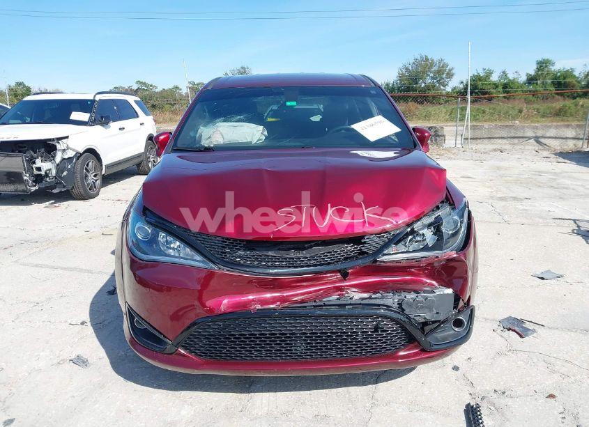 Photo 12 of 2020 Chrysler Pacifica TOURING (VIN 2C4RC1FG8LR123340)
