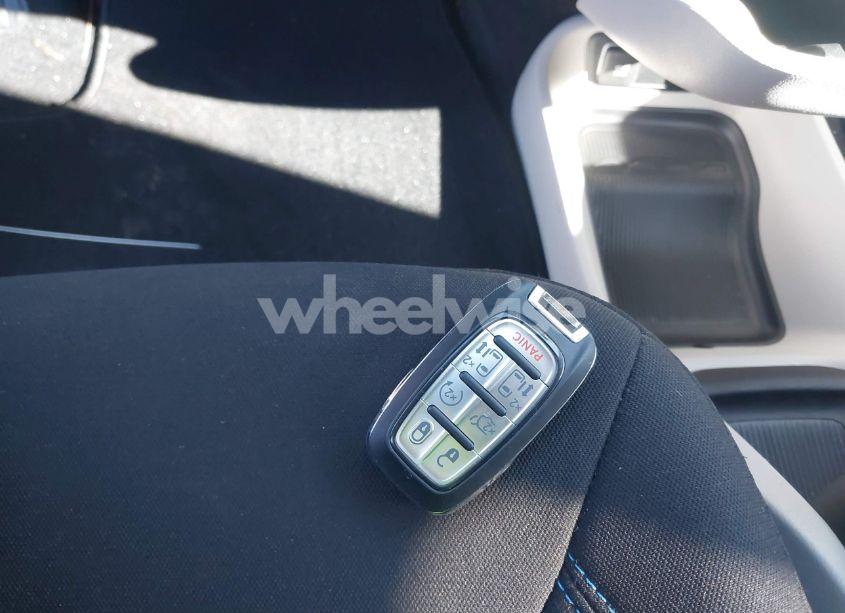 Photo 11 of 2021 Chrysler Pacifica TOURING (VIN 2C4RC1FG8MR510147)