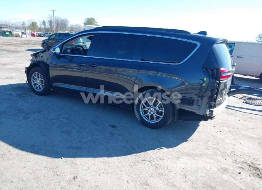 Photo 3 of 2021 Chrysler Pacifica TOURING (VIN 2C4RC1FG8MR510147)