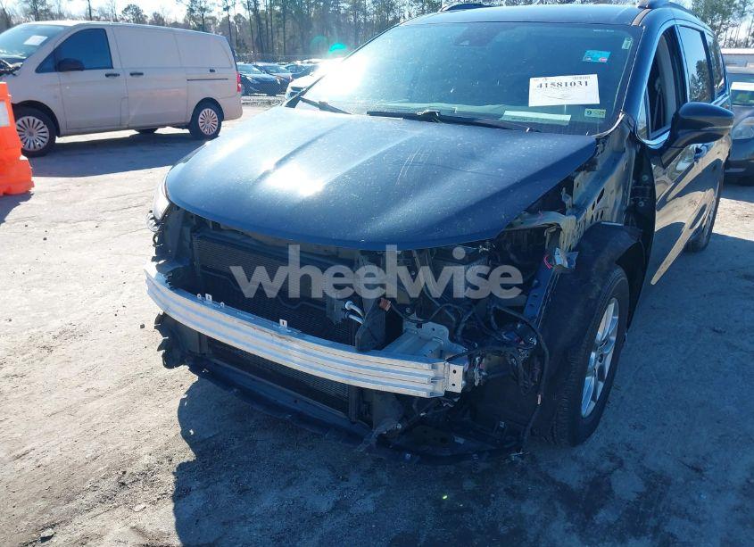 Photo 6 of 2021 Chrysler Pacifica TOURING (VIN 2C4RC1FG8MR510147)