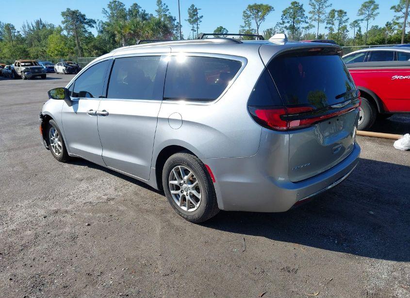 Photo 3 of 2021 Chrysler Pacifica TOURING (VIN 2C4RC1FG8MR555699)