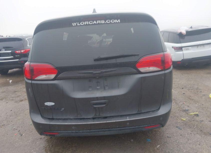 Photo 15 of 2018 Chrysler Pacifica TOURING PLUS (VIN 2C4RC1FG9JR227932)