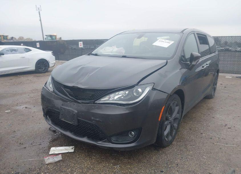 Photo 2 of 2018 Chrysler Pacifica TOURING PLUS (VIN 2C4RC1FG9JR227932)