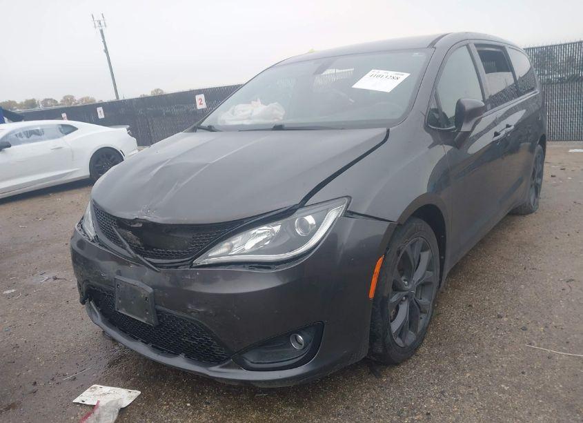 Photo 6 of 2018 Chrysler Pacifica TOURING PLUS (VIN 2C4RC1FG9JR227932)