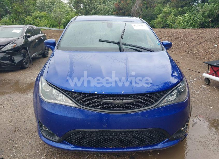 Photo 12 of 2018 Chrysler Pacifica TOURING PLUS (VIN 2C4RC1FG9JR228594)