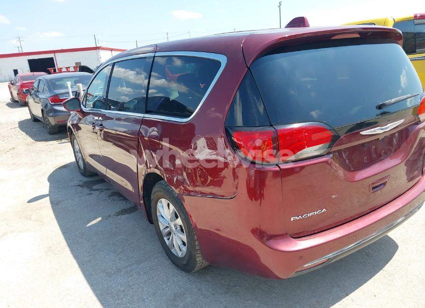 Photo 3 of 2019 Chrysler Pacifica TOURING PLUS (VIN 2C4RC1FGXKR706264)