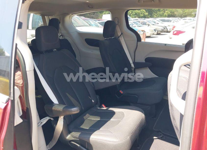 Photo 8 of 2019 Chrysler Pacifica TOURING PLUS (VIN 2C4RC1FGXKR706264)