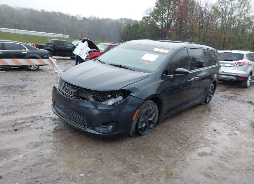 Photo 2 of 2019 Chrysler Pacifica TOURING PLUS (VIN 2C4RC1FGXKR715532)