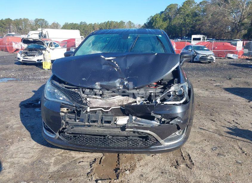 Photo 12 of 2020 Chrysler Pacifica TOURING (VIN 2C4RC1FGXLR128538)