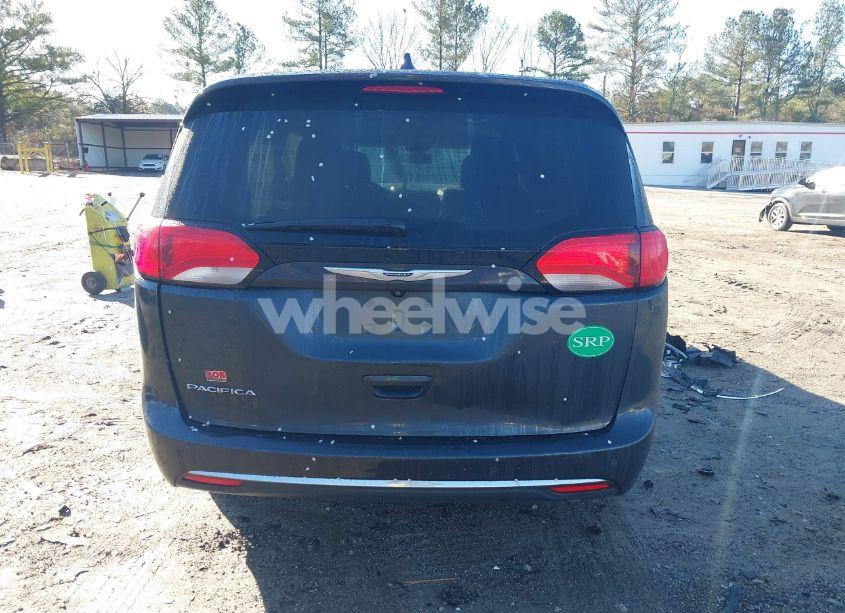 Photo 16 of 2020 Chrysler Pacifica TOURING (VIN 2C4RC1FGXLR128538)