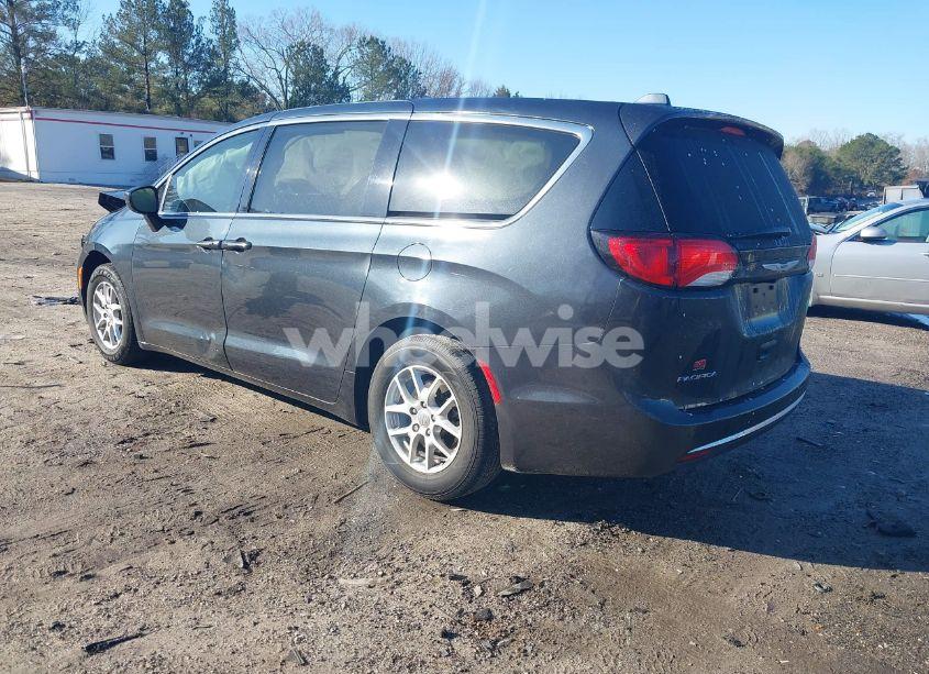 Photo 3 of 2020 Chrysler Pacifica TOURING (VIN 2C4RC1FGXLR128538)