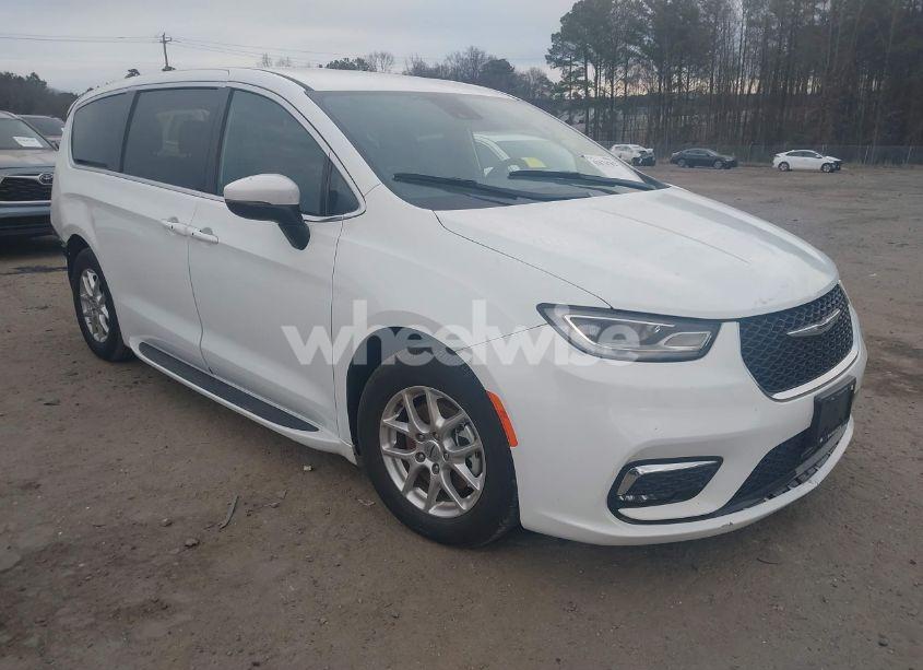 2023 Chrysler Pacifica TOURING (VIN 2C4RC1FGXPR590412) main photo