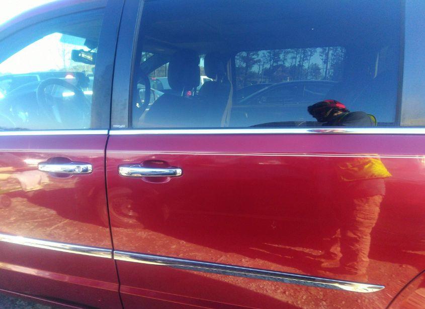 Photo 14 of 2014 Chrysler Town & COUNTRY LIMITED (VIN 2C4RC1GG0ER329317)