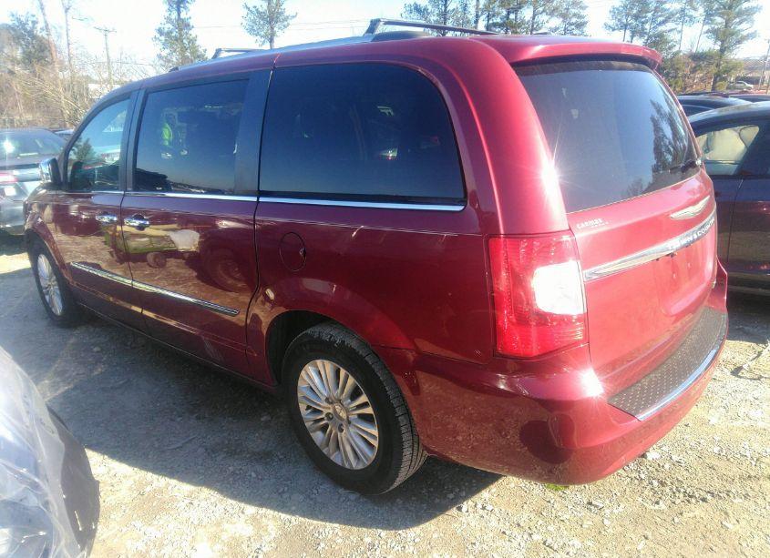 Photo 3 of 2014 Chrysler Town & COUNTRY LIMITED (VIN 2C4RC1GG0ER329317)