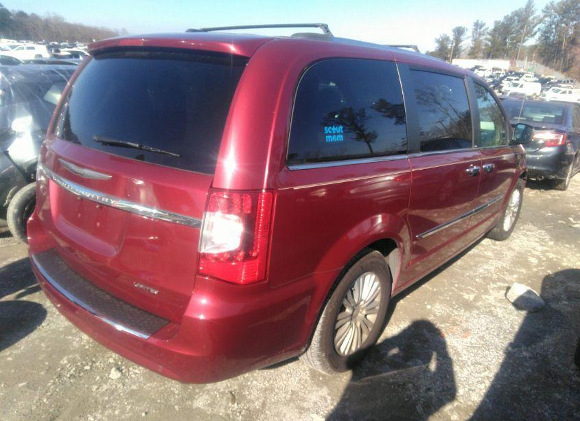 Photo 4 of 2014 Chrysler Town & COUNTRY LIMITED (VIN 2C4RC1GG0ER329317)