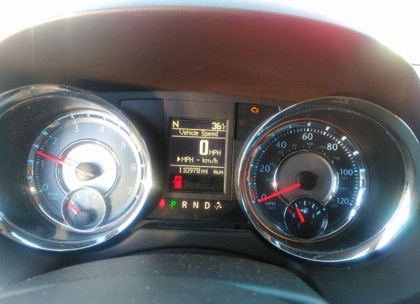 Photo 7 of 2014 Chrysler Town & COUNTRY LIMITED (VIN 2C4RC1GG0ER329317)