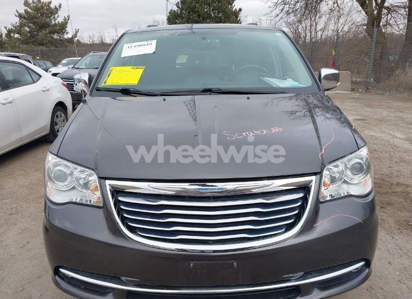 Photo 12 of 2015 Chrysler Town & COUNTRY LIMITED PLATINUM (VIN 2C4RC1GG0FR578945)
