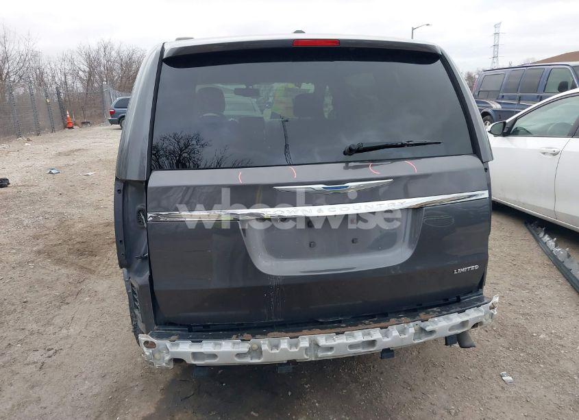 Photo 16 of 2015 Chrysler Town & COUNTRY LIMITED PLATINUM (VIN 2C4RC1GG0FR578945)