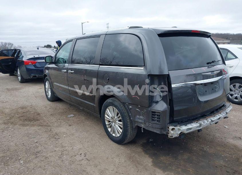 Photo 3 of 2015 Chrysler Town & COUNTRY LIMITED PLATINUM (VIN 2C4RC1GG0FR578945)