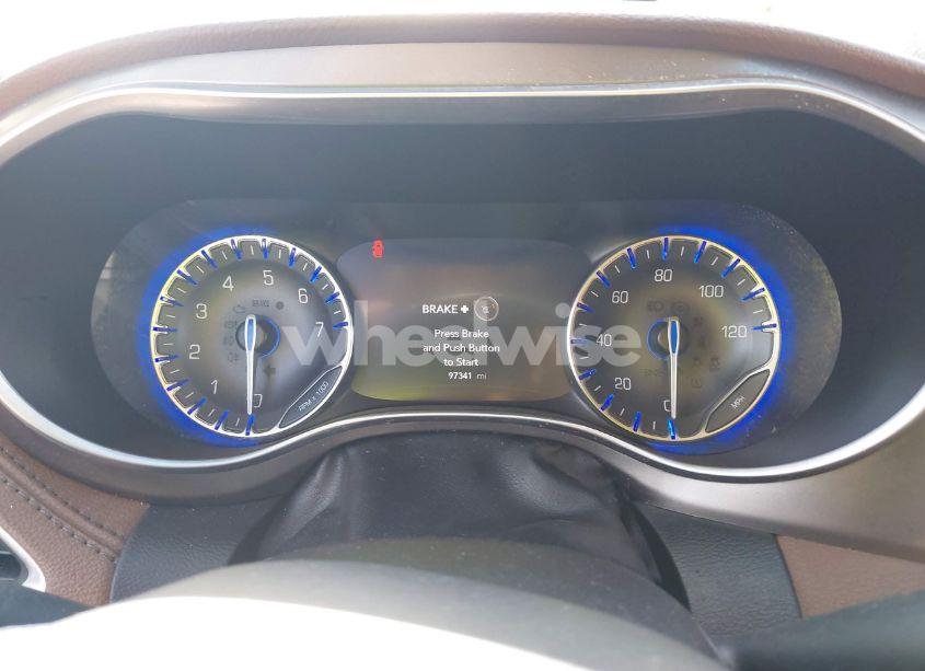 Photo 7 of 2017 Chrysler Pacifica LIMITED (VIN 2C4RC1GG0HR505044)