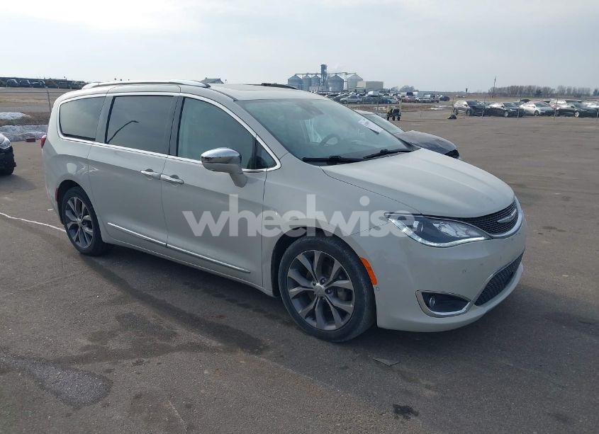 2020 Chrysler Pacifica LIMITED (VIN 2C4RC1GG0LR195535) main photo