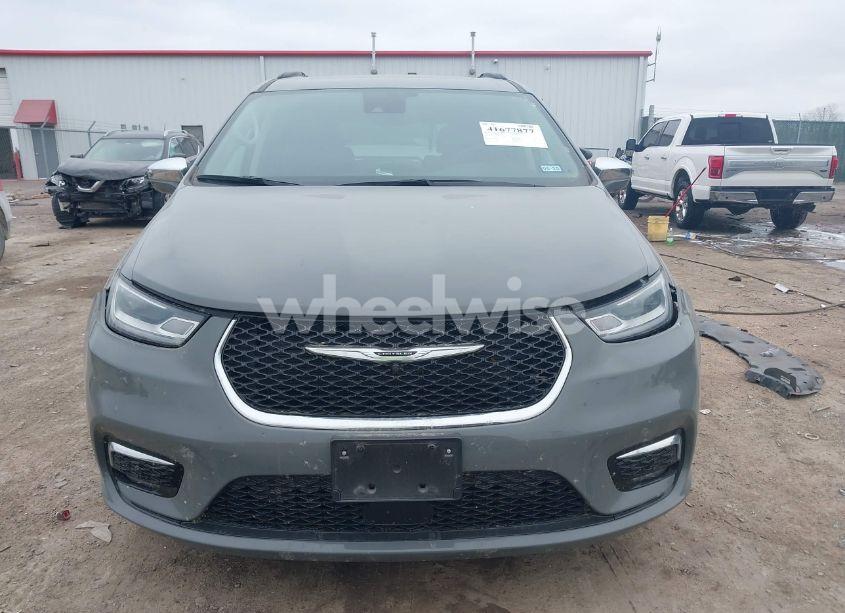 Photo 12 of 2022 Chrysler Pacifica LIMITED (VIN 2C4RC1GG0NR169469)