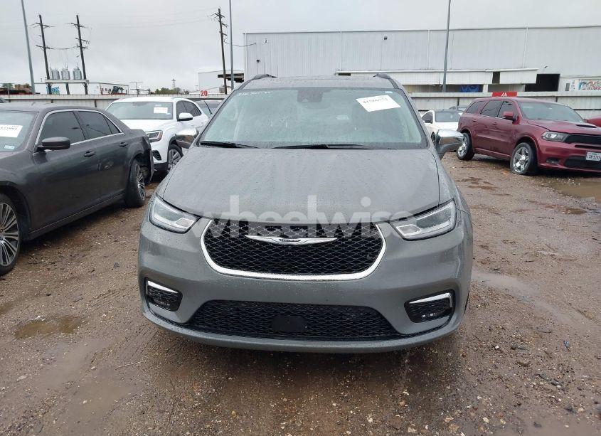 Photo 12 of 2022 Chrysler Pacifica LIMITED (VIN 2C4RC1GG0NR177376)