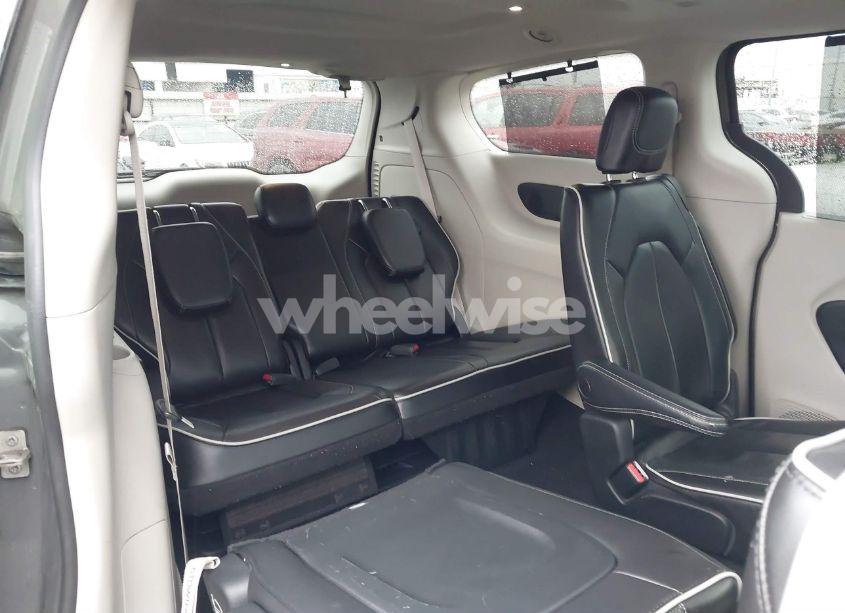 Photo 17 of 2022 Chrysler Pacifica LIMITED (VIN 2C4RC1GG0NR177376)