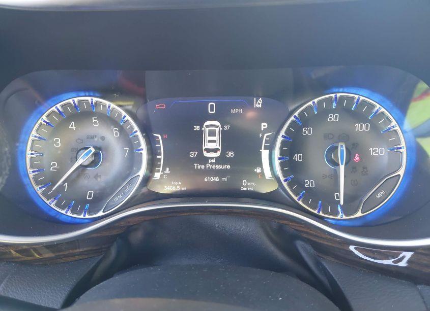 Photo 7 of 2022 Chrysler Pacifica LIMITED (VIN 2C4RC1GG0NR180665)