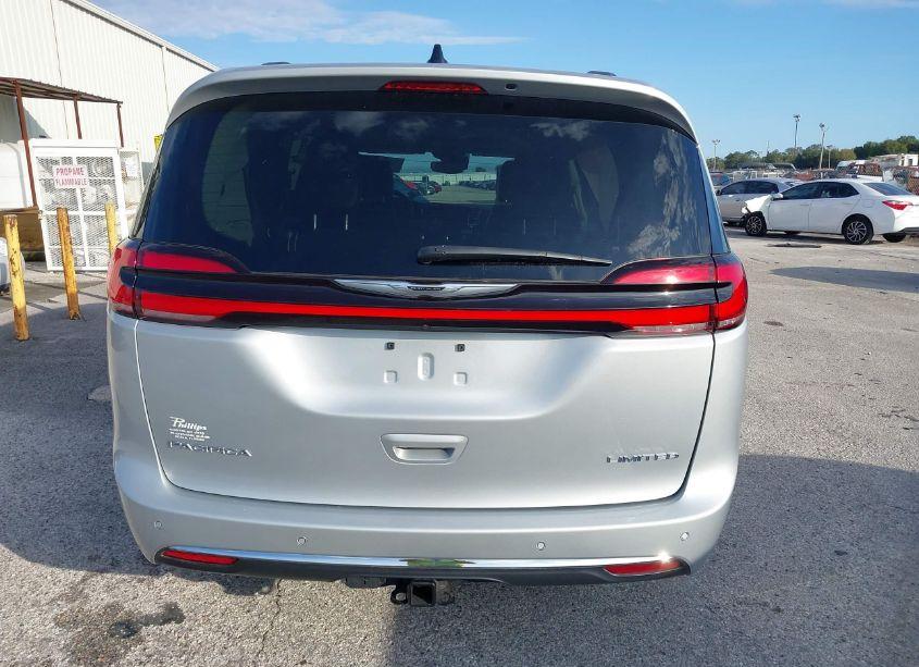 Photo 16 of 2023 Chrysler Pacifica LIMITED (VIN 2C4RC1GG0PR597769)