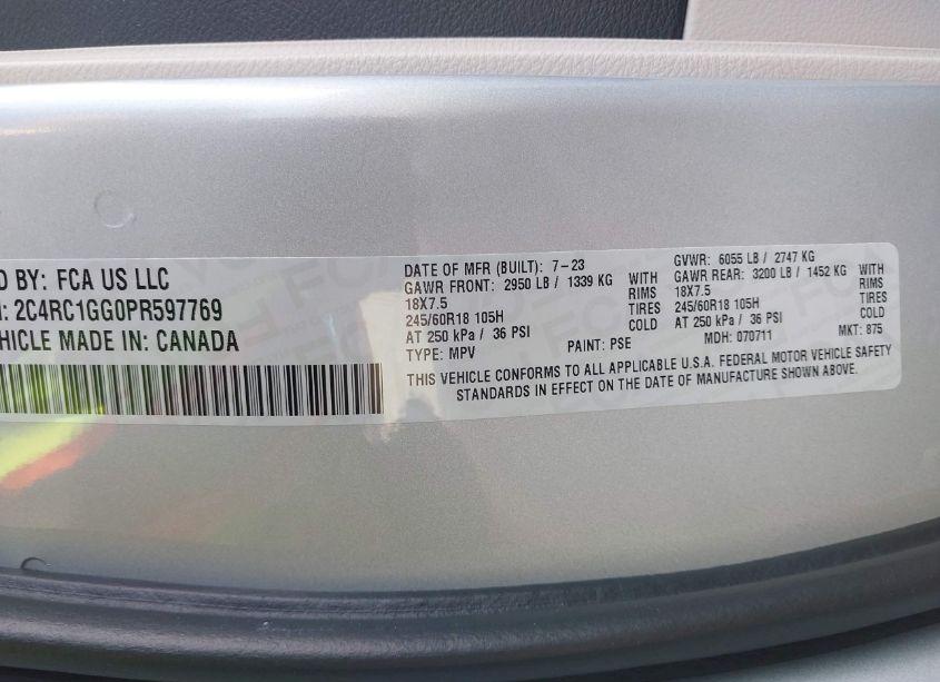 Photo 9 of 2023 Chrysler Pacifica LIMITED (VIN 2C4RC1GG0PR597769)