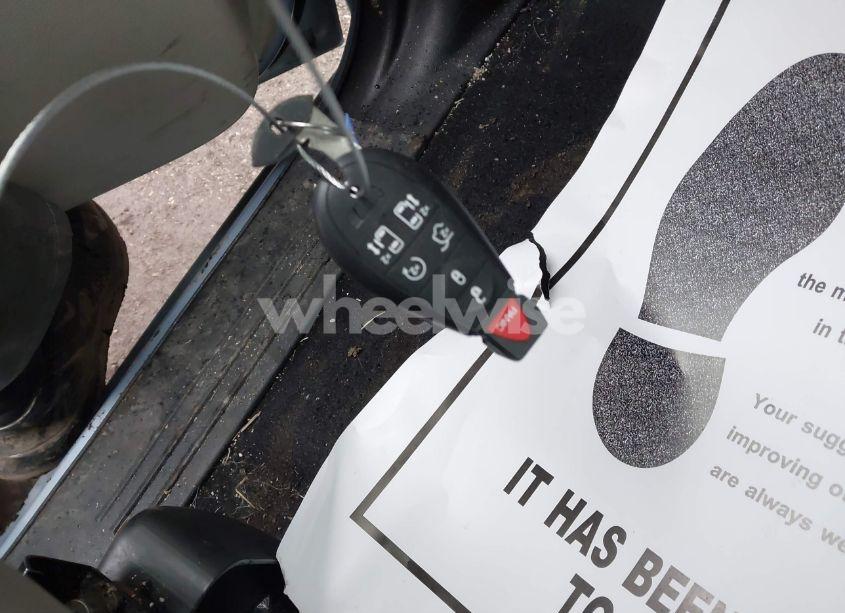 Photo 11 of 2013 Chrysler Town & COUNTRY LIMITED (VIN 2C4RC1GG1DR537575)