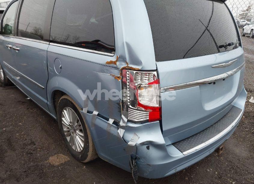 Photo 6 of 2013 Chrysler Town & COUNTRY LIMITED (VIN 2C4RC1GG1DR537575)