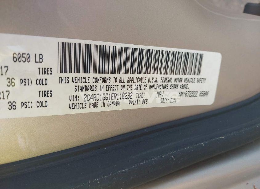 Photo 9 of 2014 Chrysler Town & COUNTRY LIMITED (VIN 2C4RC1GG1ER116232)