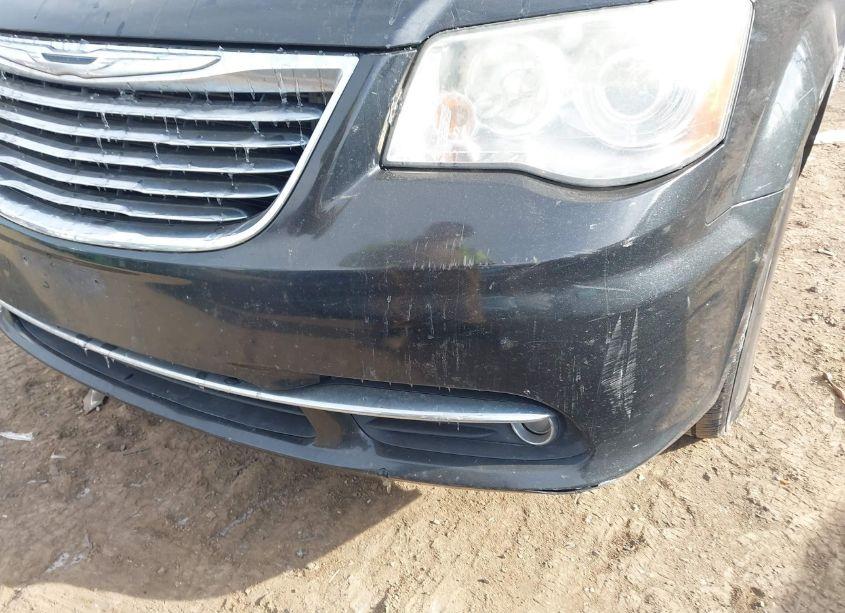 Photo 6 of 2014 Chrysler Town & COUNTRY LIMITED (VIN 2C4RC1GG1ER364321)