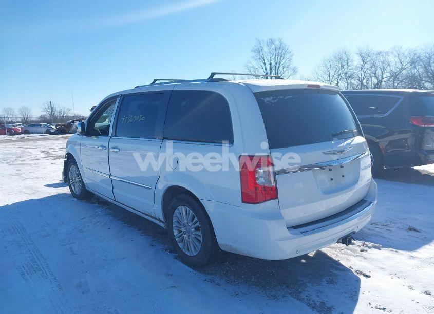 Photo 3 of 2014 Chrysler Town & COUNTRY LIMITED (VIN 2C4RC1GG1ER468498)