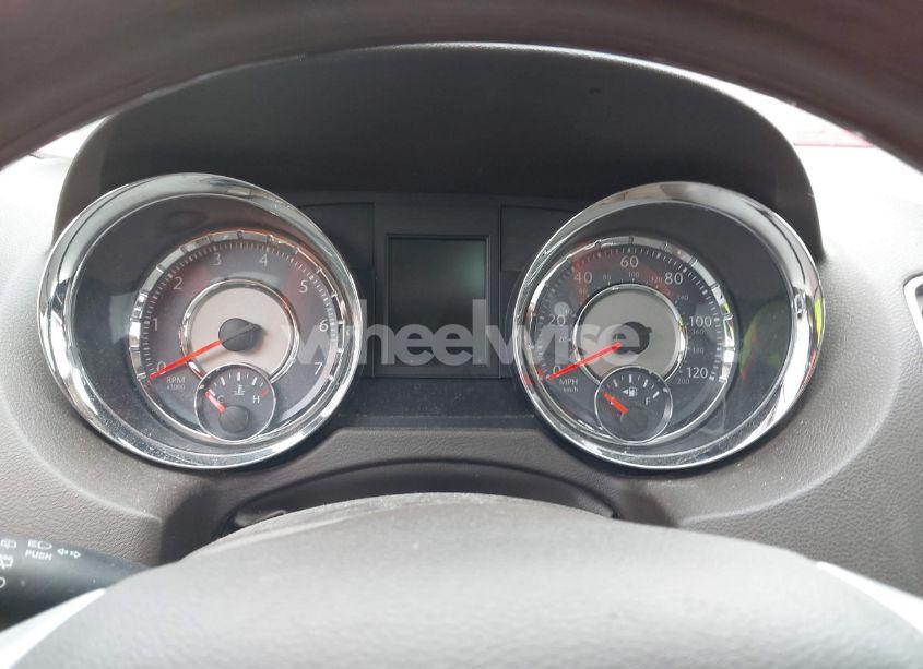 Photo 7 of 2015 Chrysler Town & COUNTRY LIMITED PLATINUM (VIN 2C4RC1GG1FR528197)