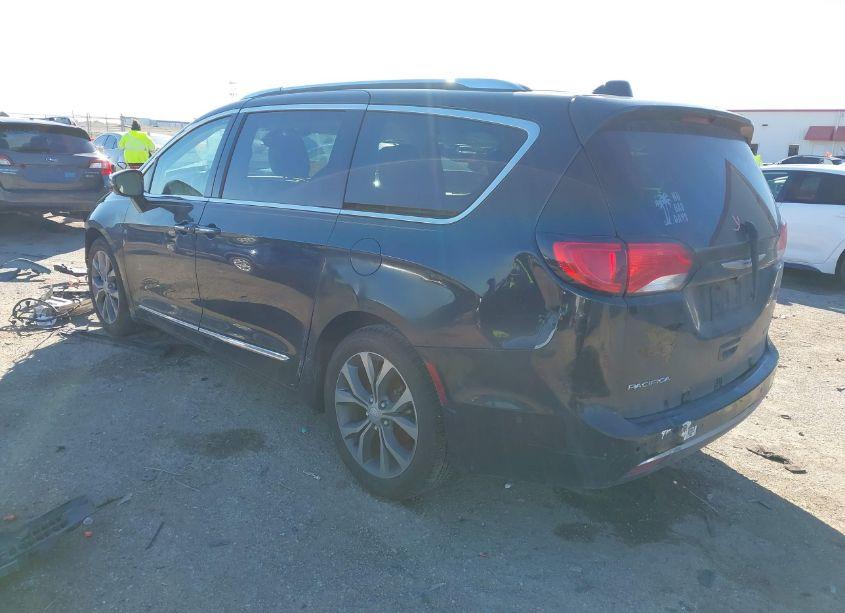 Photo 3 of 2017 Chrysler Pacifica LIMITED (VIN 2C4RC1GG1HR676921)