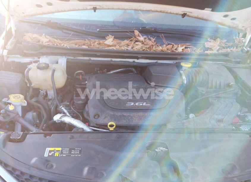 Photo 10 of 2017 Chrysler Pacifica LIMITED (VIN 2C4RC1GG1HR821584)