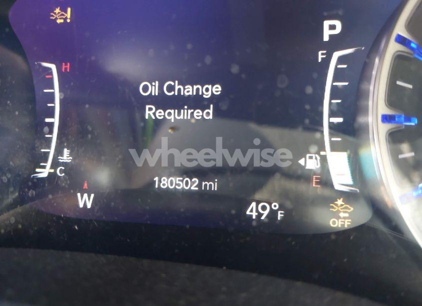 Photo 15 of 2018 Chrysler Pacifica LIMITED (VIN 2C4RC1GG1JR321589)