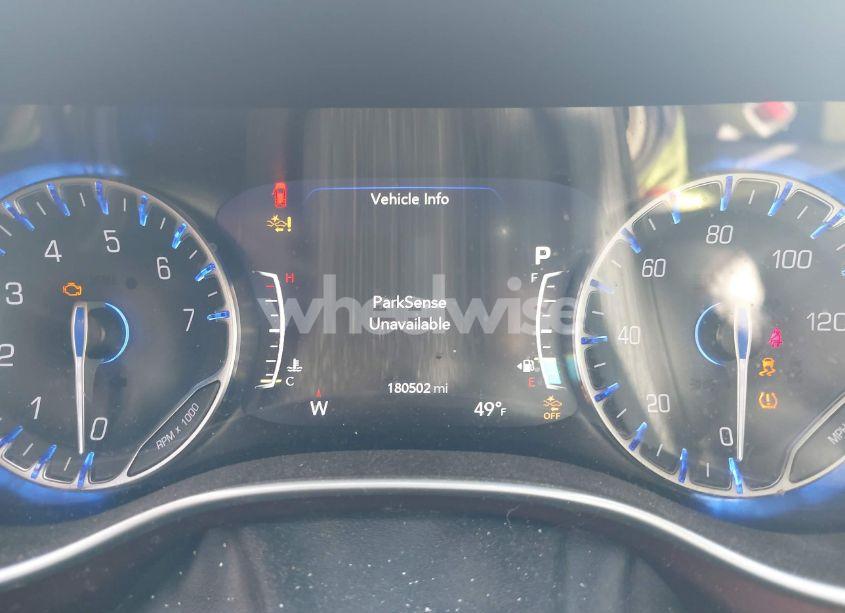 Photo 7 of 2018 Chrysler Pacifica LIMITED (VIN 2C4RC1GG1JR321589)