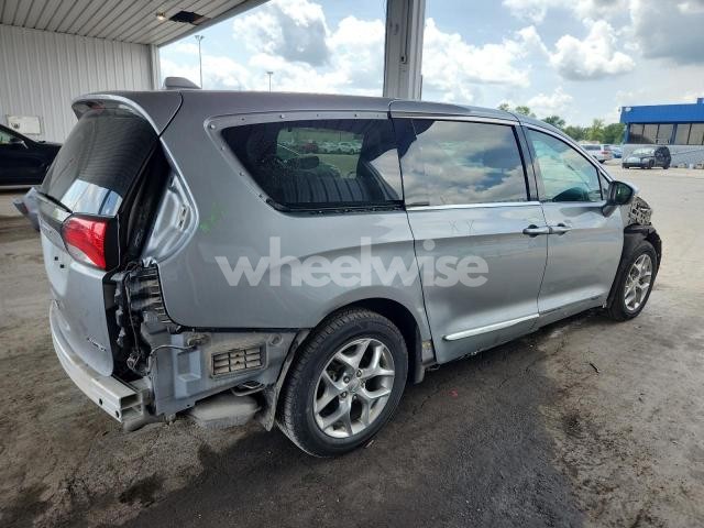 2019 CHRYSLER PACIFICA LIMITED (VIN 2C4RC1GG1KR610358) main photo