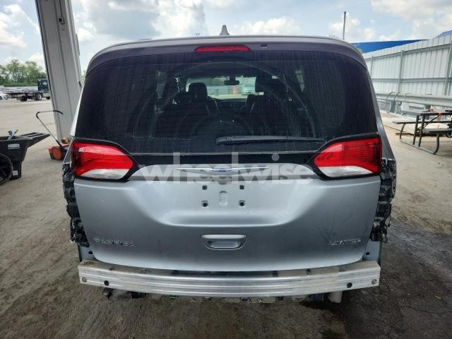Photo 7 of 2019 CHRYSLER PACIFICA LIMITED (VIN 2C4RC1GG1KR610358)