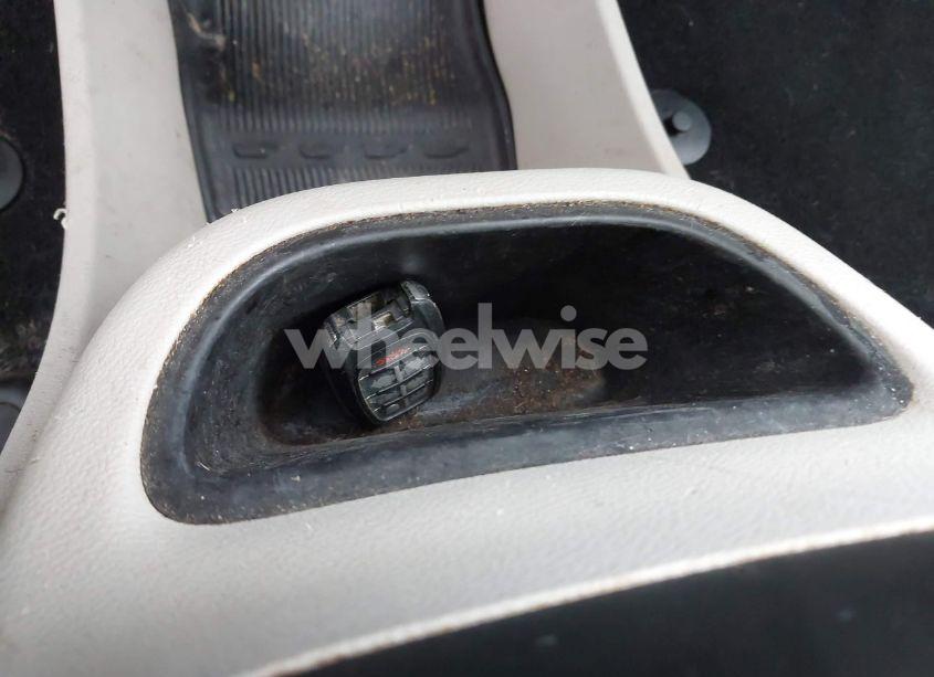 Photo 11 of 2019 Chrysler Pacifica LIMITED (VIN 2C4RC1GG1KR666302)